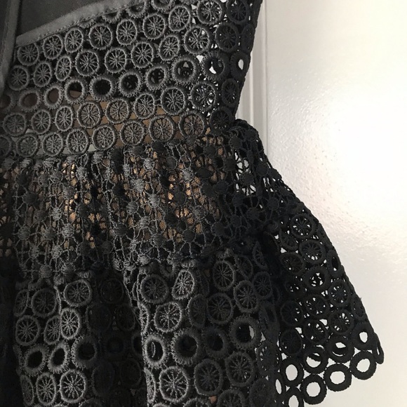 Self-Portrait Laced-Up Tiered Dress - Picture 7 of 12